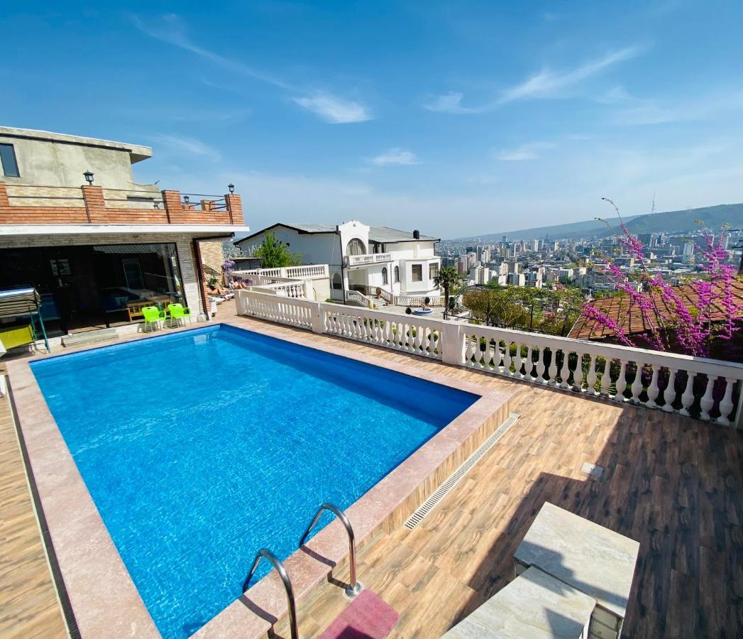 The Hilltop Skyline Hotel Tiflis Dış mekan fotoğraf