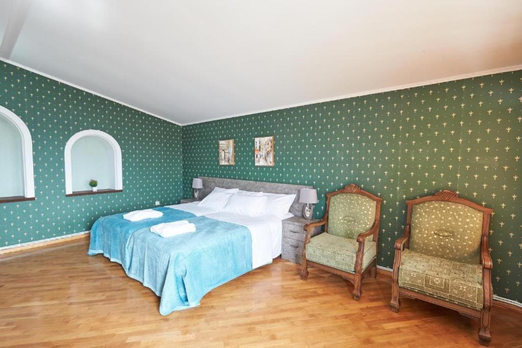 The Hilltop Skyline Hotel Tiflis Dış mekan fotoğraf