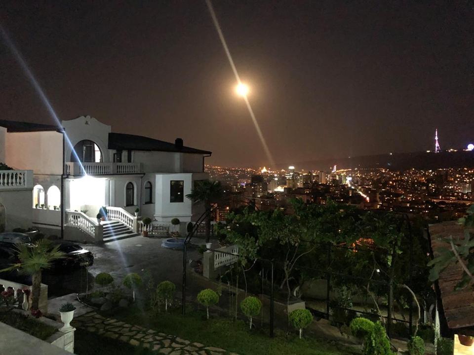 The Hilltop Skyline Hotel Tiflis Dış mekan fotoğraf